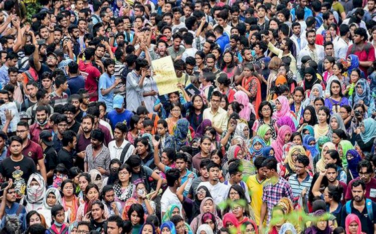 Emergency Meeting at Ganabhaban: AL Seeks Discussion with Coordinators