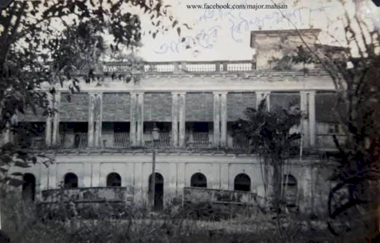 The actual founder of the influential Hindu zamindari in Narail was Kalishankar Roy.