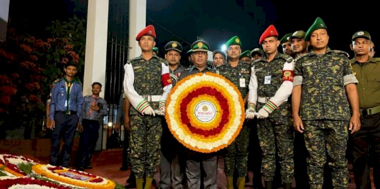 In Barishal, Range Commander Abdus Samad paid deep tribute to the great martyrs.