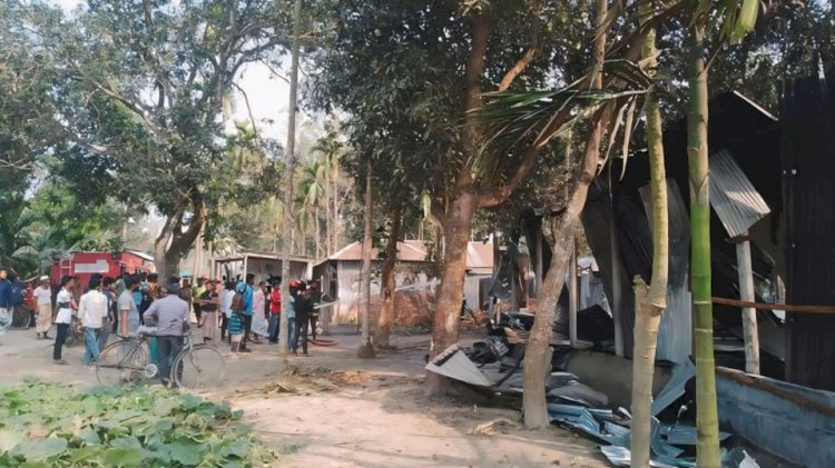 15 Injured in Clash Between Hizb ut-Tahrir Members and Locals in Pirgacha